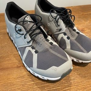 On Cloud Running Sneakers